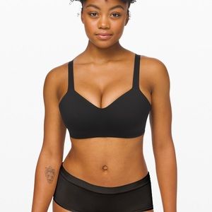 NEW WITH TAGS lululemon padded hold true bra